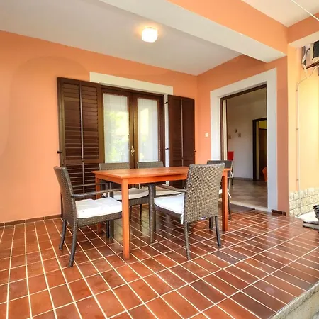 Apartment Ady 1 Mali Losinj